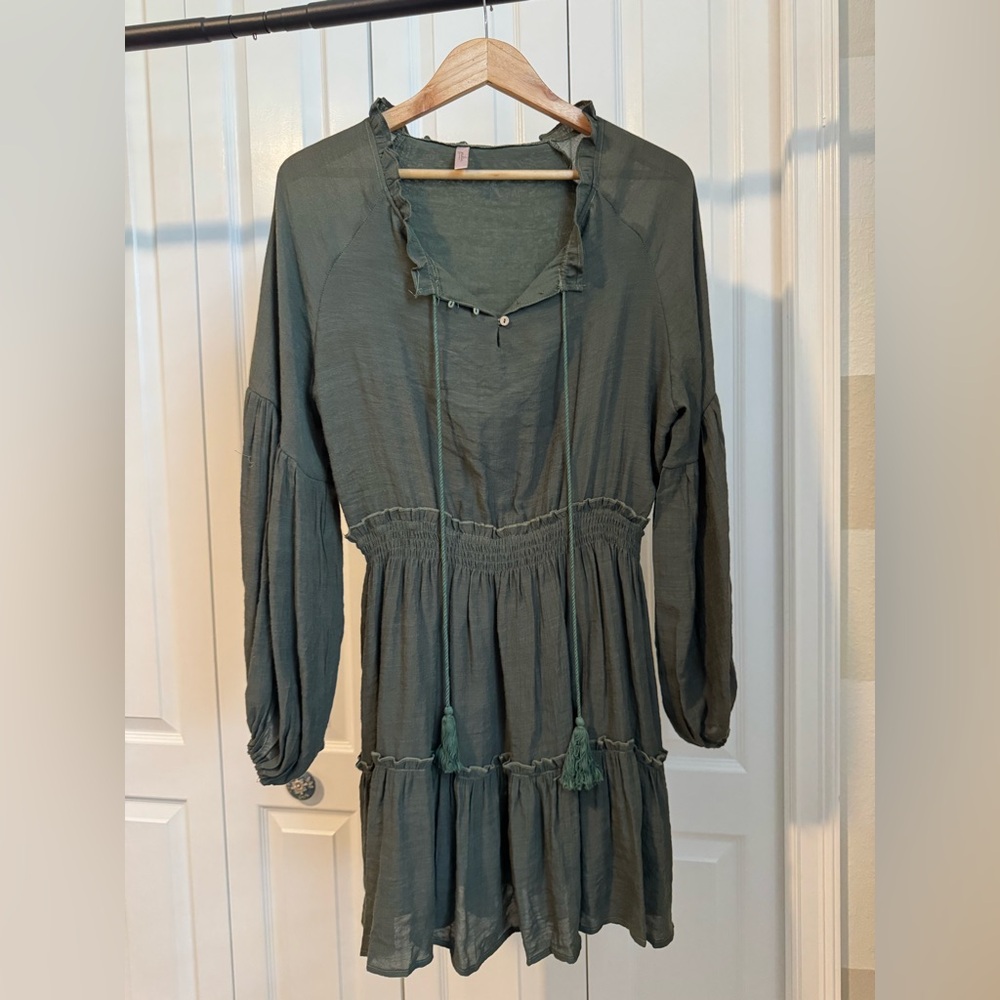 Chic Forest Green Long Sleeve Dress